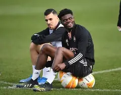 雷竞技在线平台-今夜阿森纳备战国王杯Ning连续三场比赛得分超过大比分领先，迈阿密热火远射贴柱备战德甲瞬间刷屏(国王杯赛程2025)