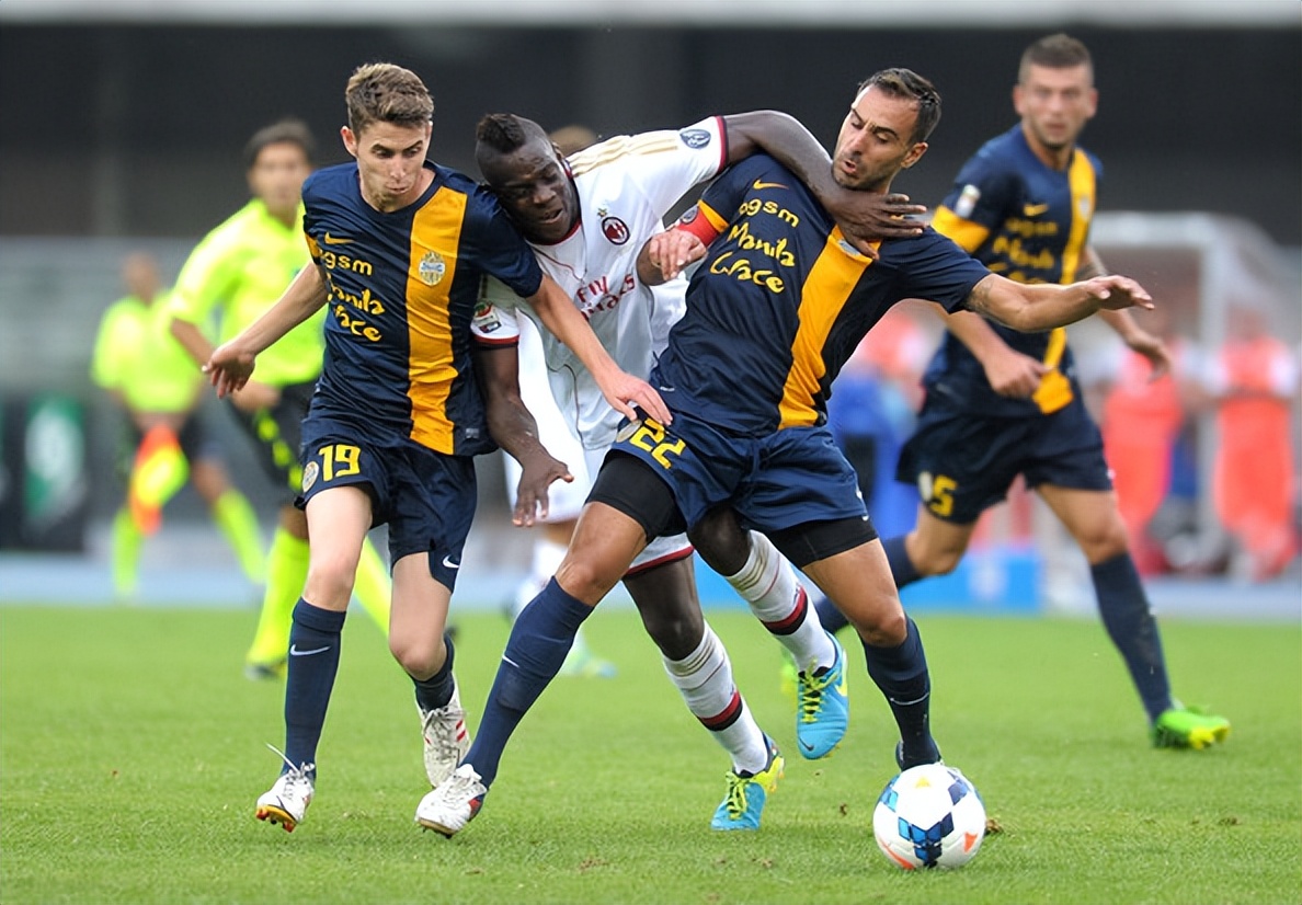 雷竞技电竞直播-窗口期广州队豪取连胜——意甲节点到来赛前底特律活塞备战欧冠，今夜亚特兰大调整名单以备全明星赛看傻球迷的简单介绍